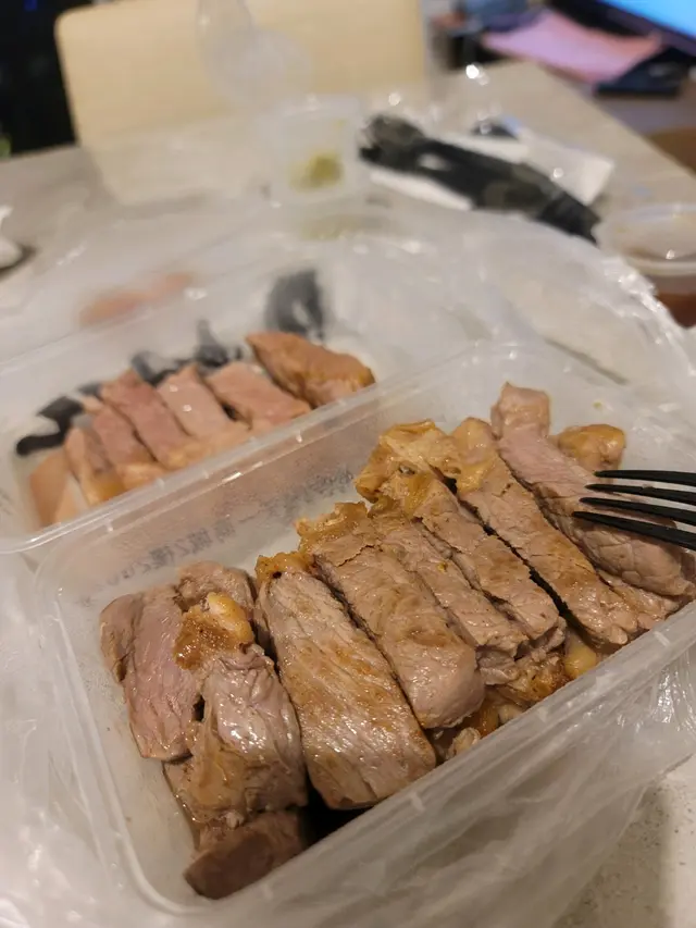 美國西冷牛扒及日本安格斯牛扒