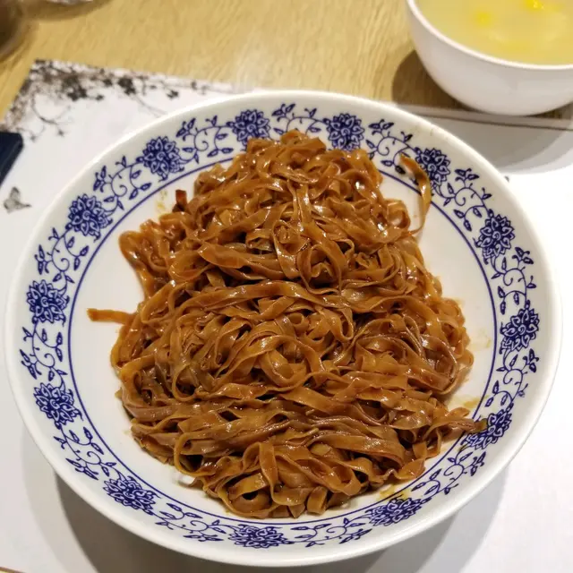 太子鵝油撈麵