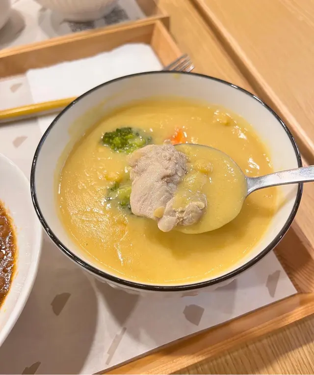 北海道產甜粟雞肉豆乳渨湯