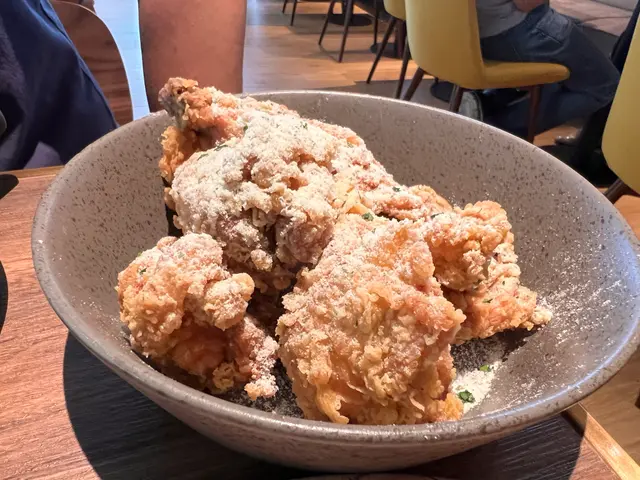 蜂蜜牛油秘製炸雞