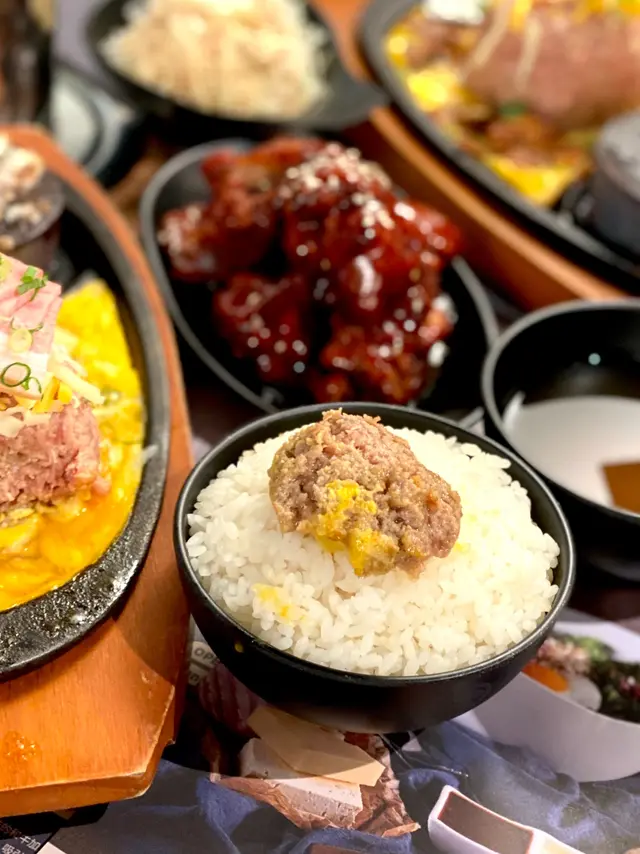 菠蘿煙肉和牛漢堡扒