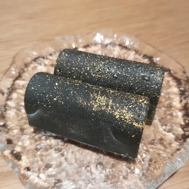 黑芝麻朱古力,被譽為頂級日系甜品。