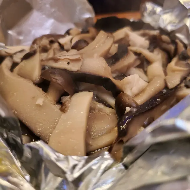 焗雜菇牛油蒜蓉