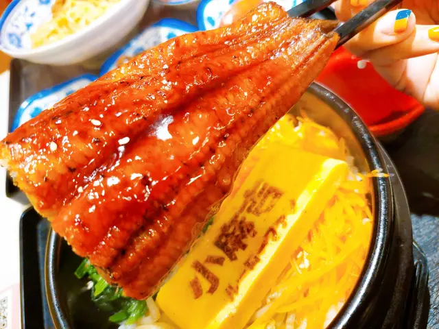 玉子饅魚窩巴飯