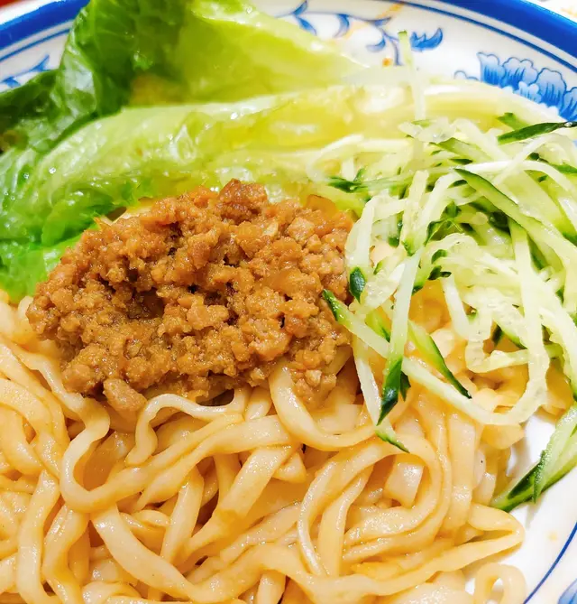 肉燥乾拌麵