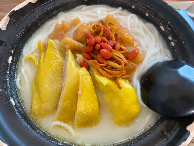 OK啦,冇啲YouTubers講到咁好味。不過冇味精係要讚嘅