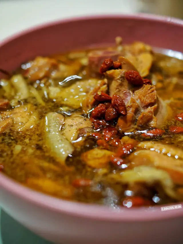 酒香花雕麻油雞麵