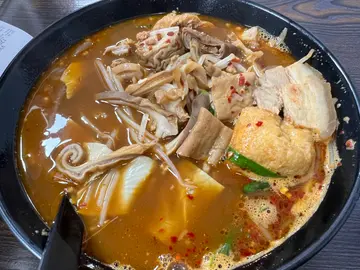 豬大哥麻辣米線