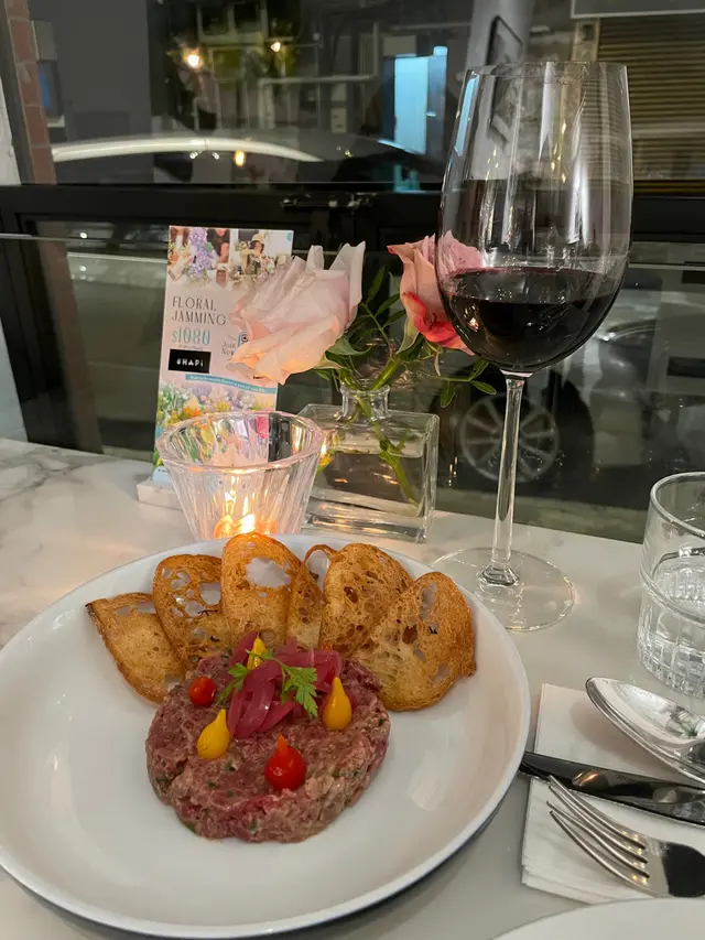 Hand-cut Beef Tartare