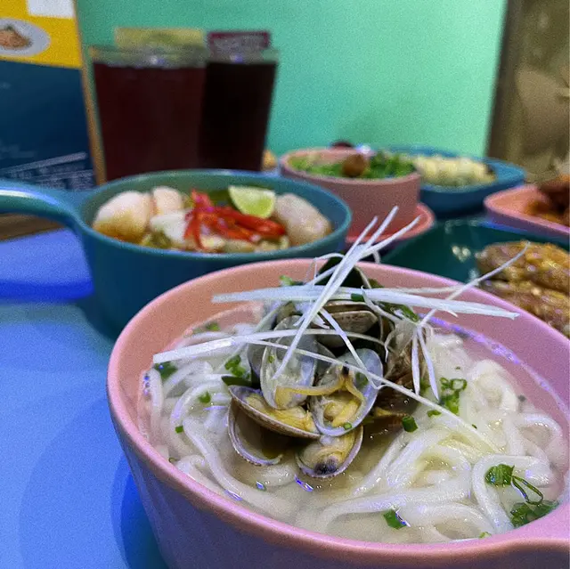 好多卜卜蜆木魚湯魚麵