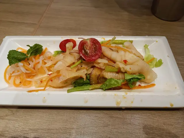 味道還好，但隻碟癡粒粒感覺好唔衞生 