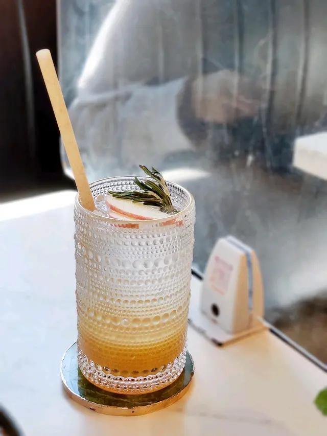 Japanese Jonathan Apple Soda