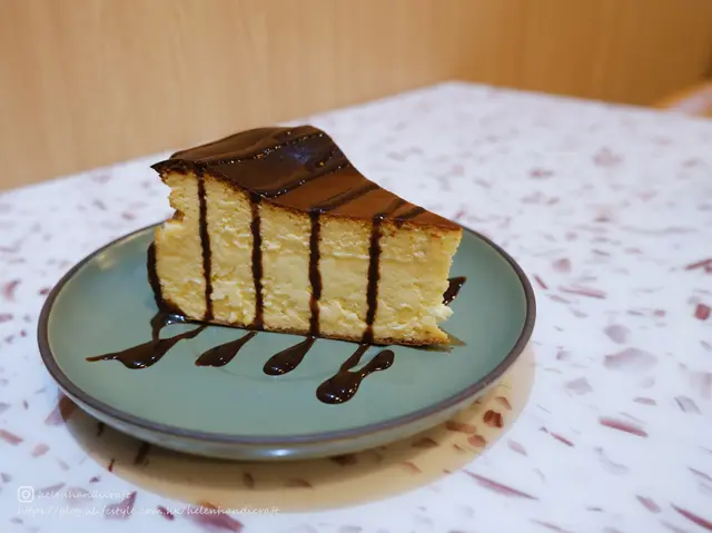 焦香榴槤芝士蛋糕