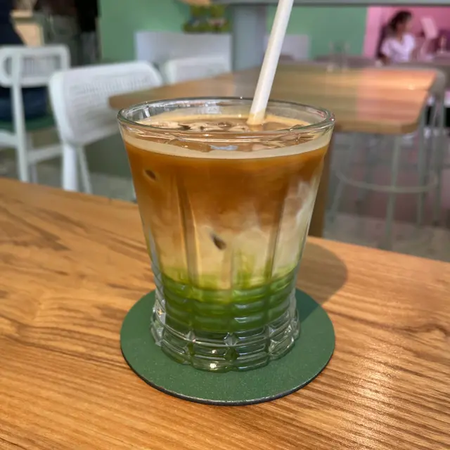 Expresso Matcha Latte