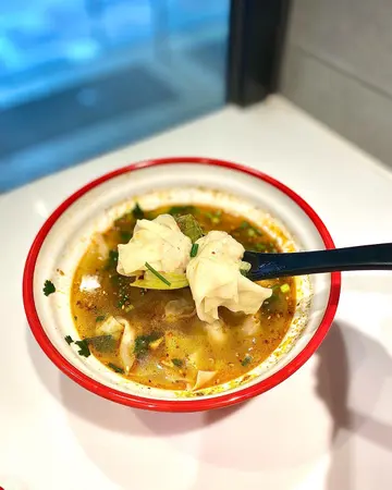 一口鲜虾豚肉云吞