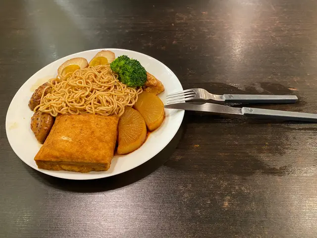 素食大胃王秘汁撈麵