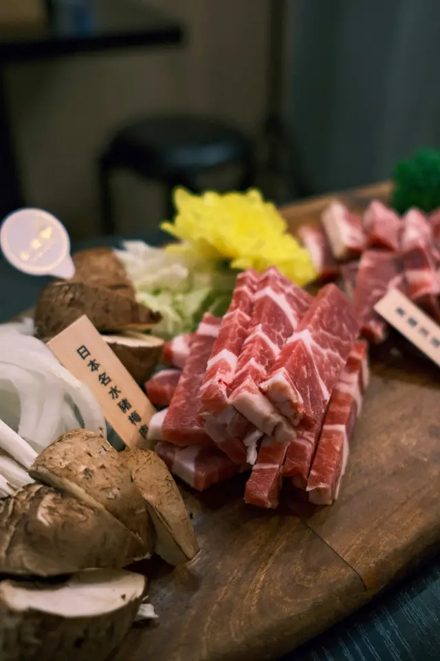 日本佐賀縣名水豚豬梅肉