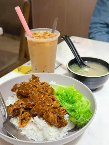 沙茶安格斯牛肉饭