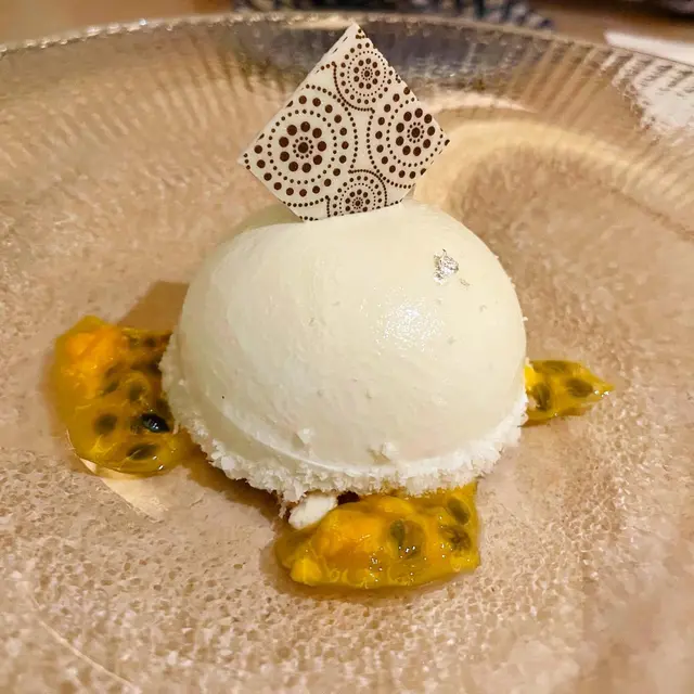 Passion Fruit Coconut Cake 熱情果椰子蛋糕