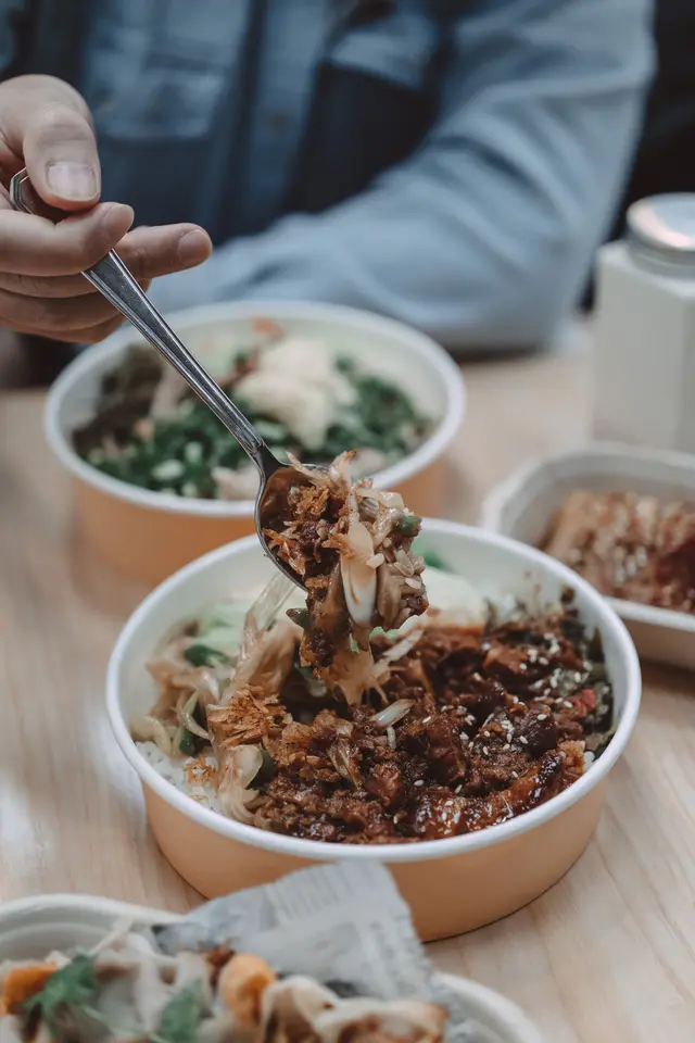 辣椒大蔥魯肉飯