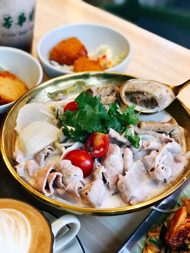 椰奶雞湯車仔麵