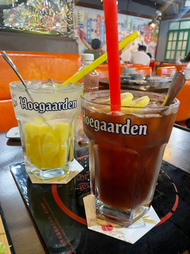 大菠蘿冰$48、大檸茶$48