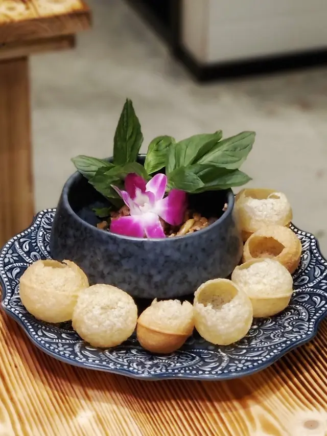 泰式肉碎脆球