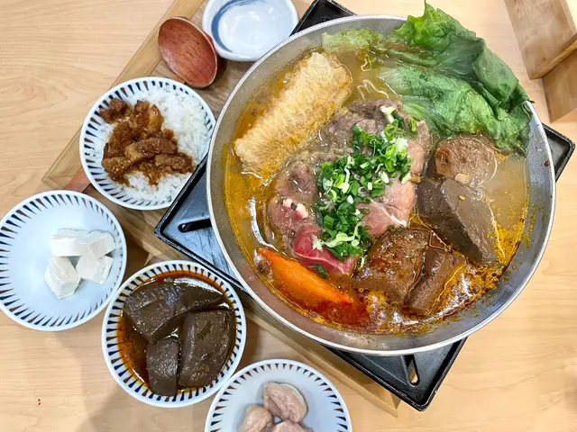 台灣本味麻辣鴨血鍋