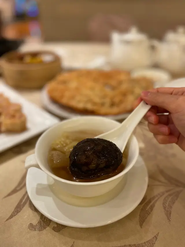 竹笙北菇燉菜膽