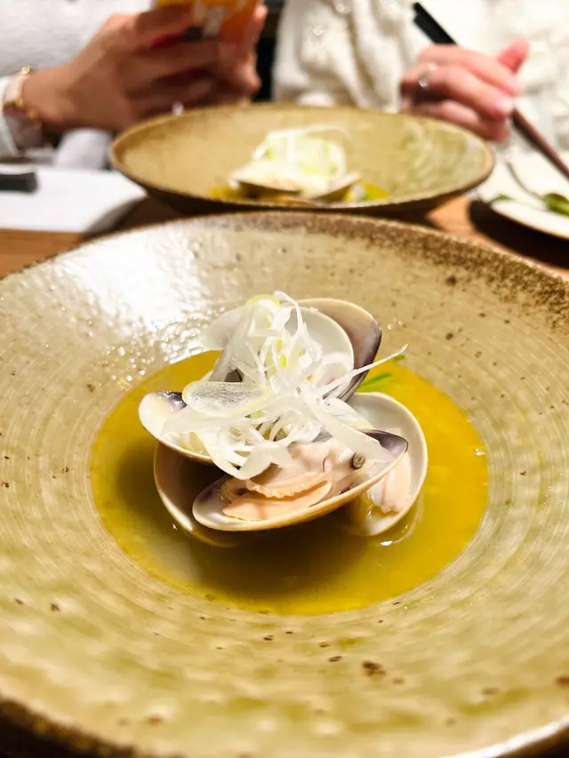 雞白湯清洒煮蜆