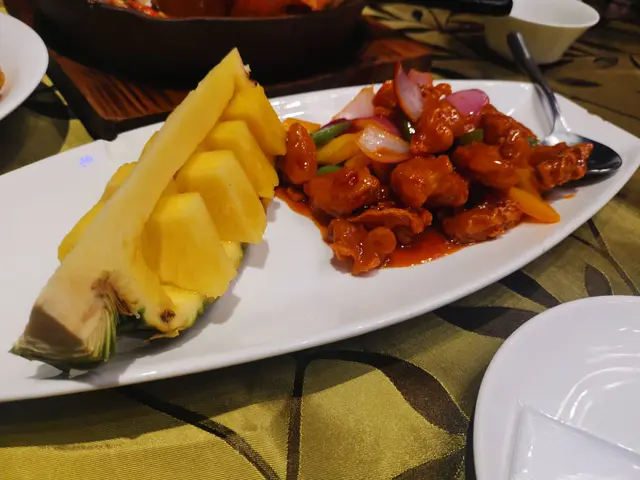 招牌菠蘿咕嚕肉