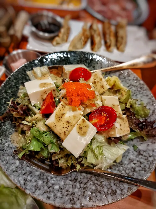 蟹肉胡麻豆腐沙律