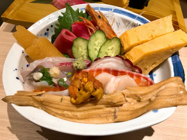 特選美登利壽司丼