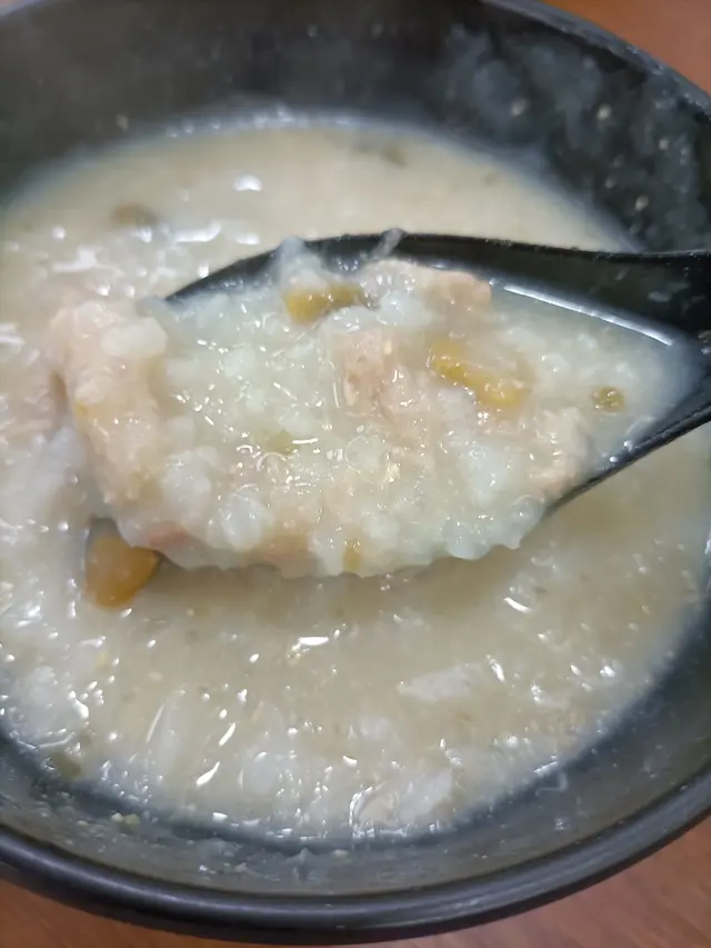 皮蛋瘦肉粥