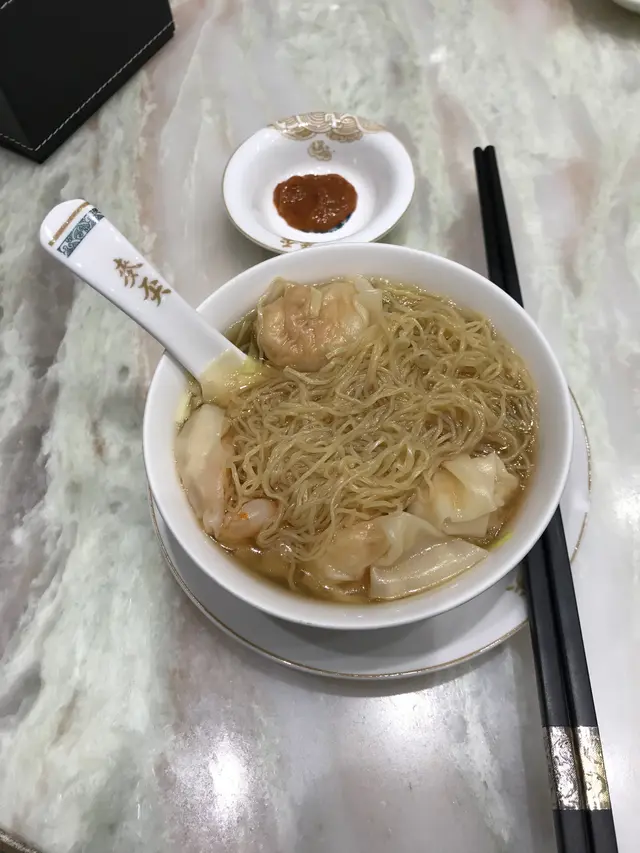 另加一服務費包普茸茶