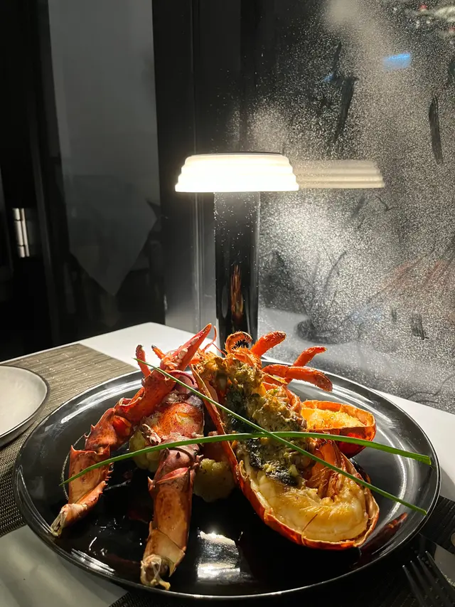 Whole Boston Maine Lobster