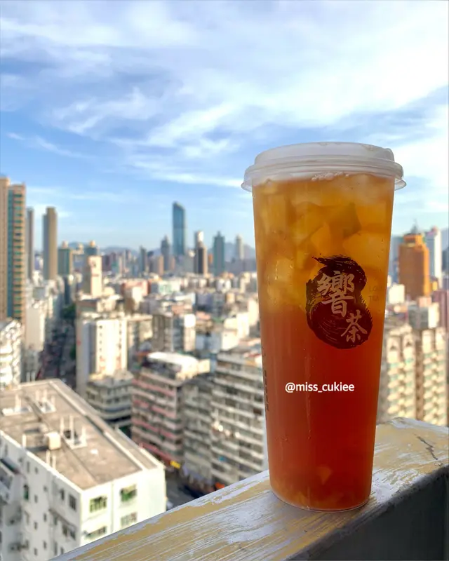 黃金鳳梨水果烏龍茶