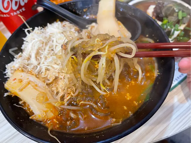 秘製麻辣湯紅薯粉