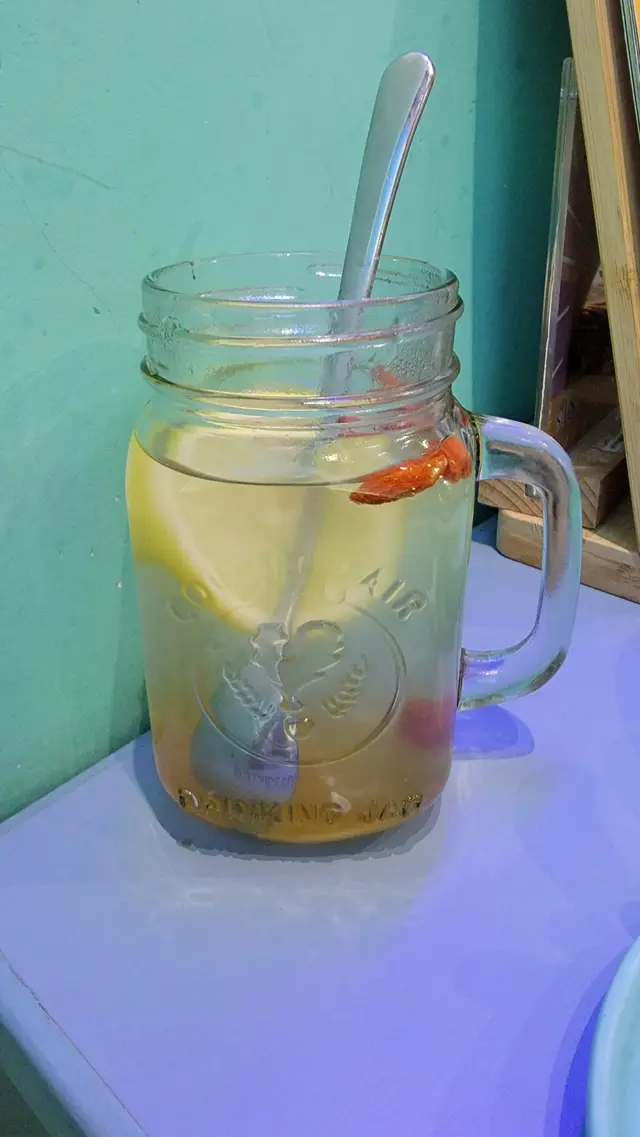 檸檬杞子蜂蜜生薑茶