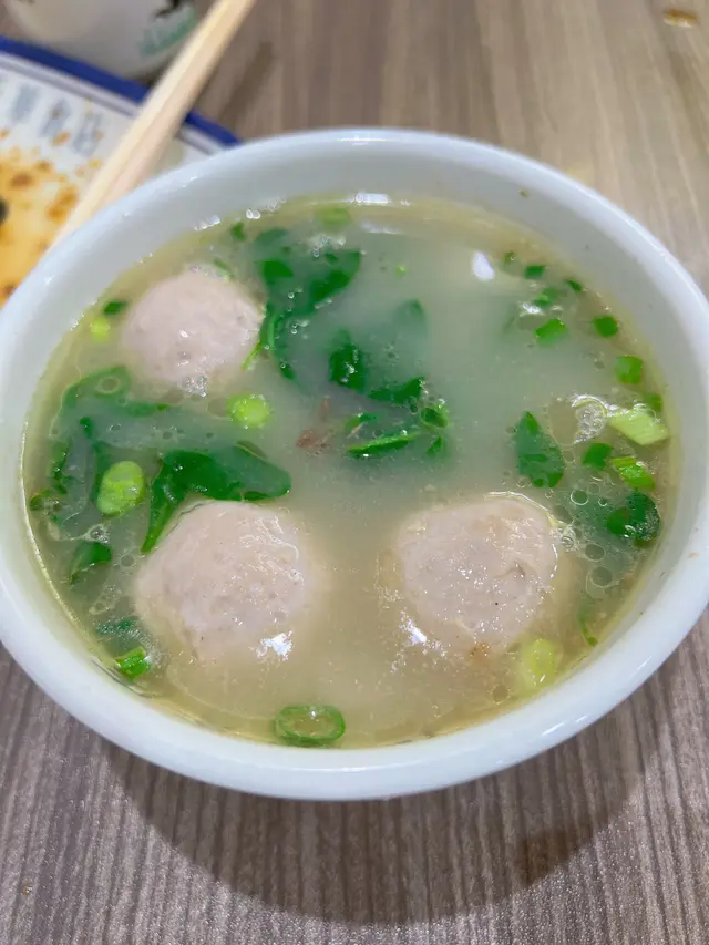 食完腸粉飲個湯暖暖胃唔錯