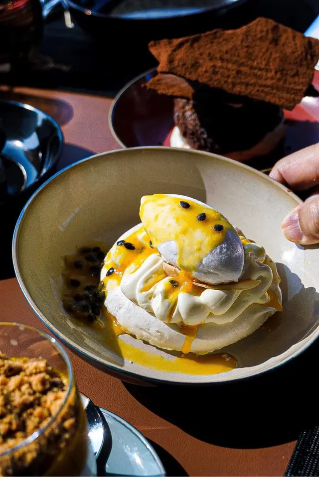 夏日鮮果蛋白餅