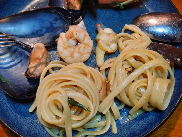 紙包海鮮意粉