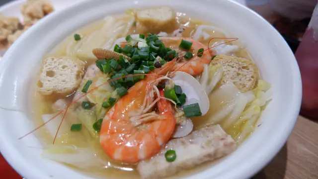 海鮮花甲清湯金邊粉