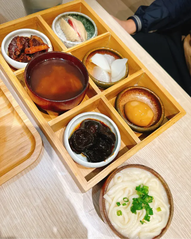 六格定食