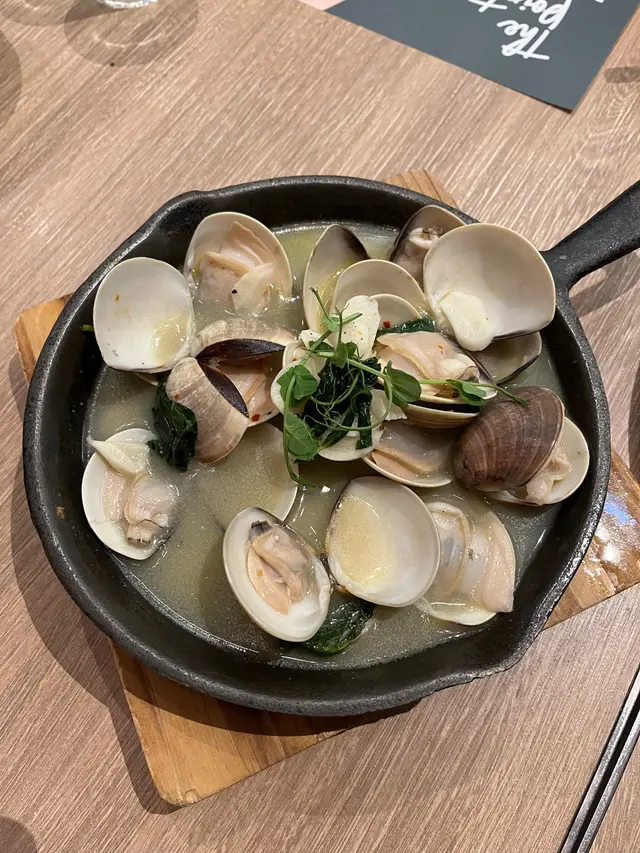 香蒜辣椒白酒煮大蜆