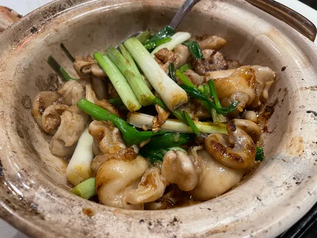 薑蔥生腸魚卜煲