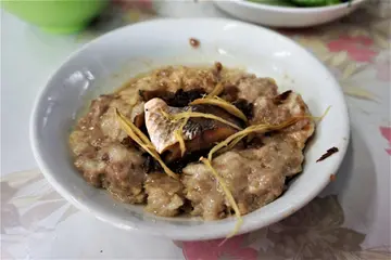鹹魚蒸肉餅