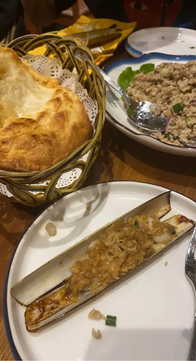 牛油蒜蓉燒大蟶子