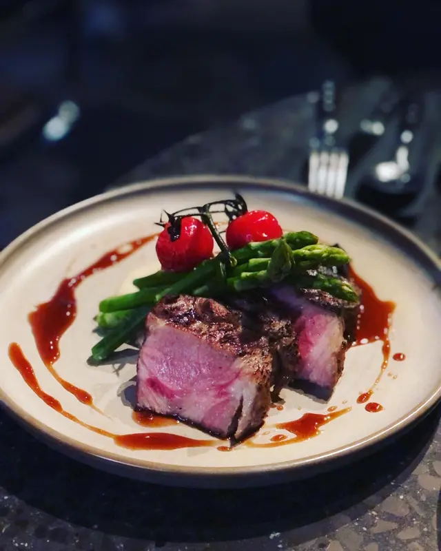 慢煮伊比亞黑豚肉