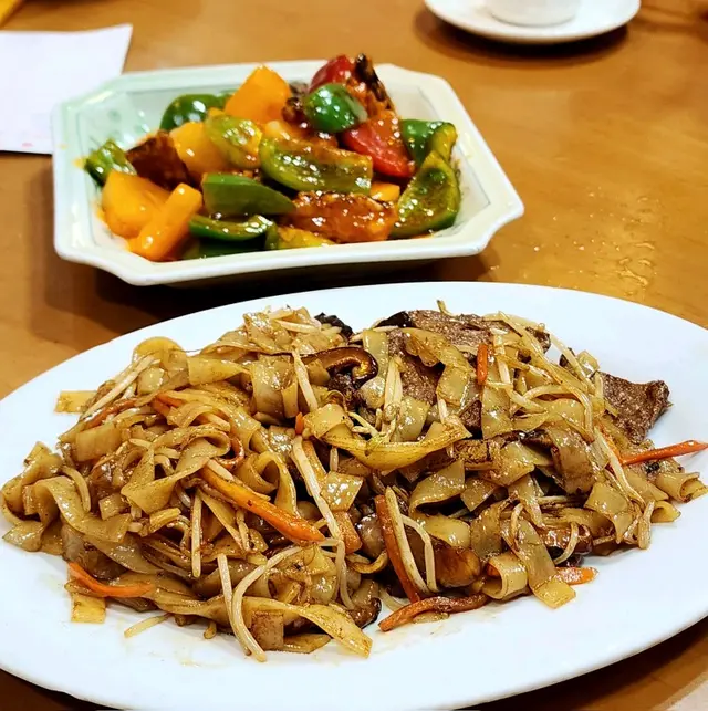 乾炒牛河
